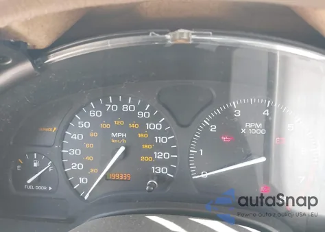 2002 Saturn L-Series L300 из США, поврежденный, VIN 1G8JW54R82Y565720